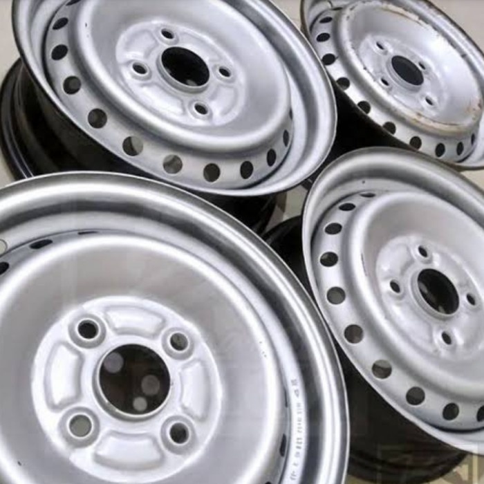 VELG KALENG RING R14 PCD 114 MULUS NO KROPOS AVANZA XENIA KIJANG TOYOT