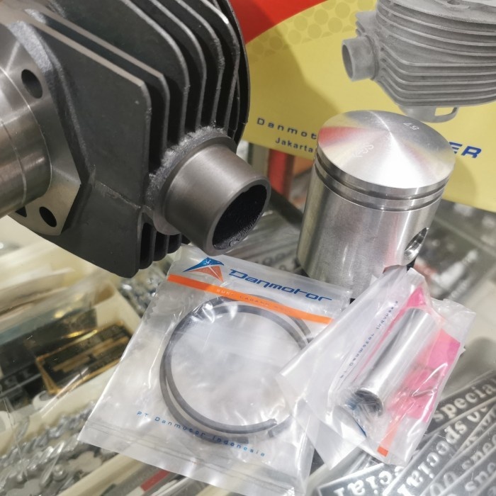 CYLINDER BLOK MESIN LET 2 SET PISTON ORI DANMOTOR VESPA SUPER VBB