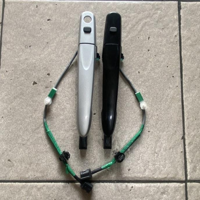 Handle Pintu Depan Luar Rush Terios 2018 2019 2020 2021 2022 2023  Ready