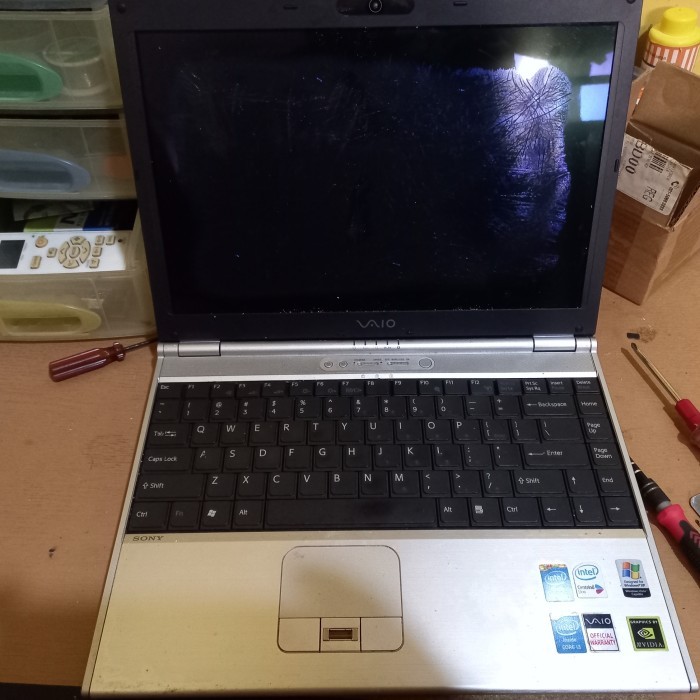 LAPTOP SONY VAIO JADUL BAHAN