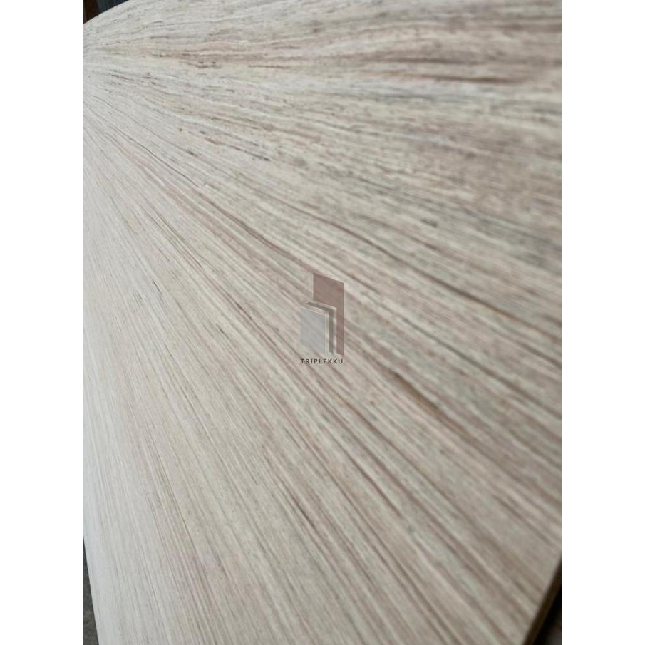 Triplek 18Mm Alba Ve 122X244Cm Kayu Lapis Sengon Veneer 18 Mm 4X8