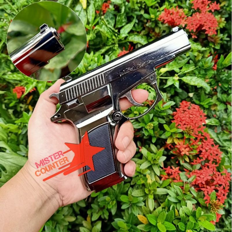 Korek Api Model Pistol Makarov Full Besi Chrome Plus Sarung Dan Pajangan Dengan Pemberat / Korek Gas