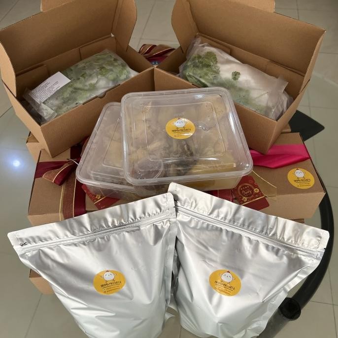 

Ayam Garam Yamke Siap saji 1 ekor ayam kampung uk besar 900-1000gram