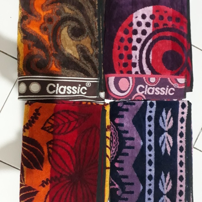 HANDUK CLASSIC 80 X 150 CM