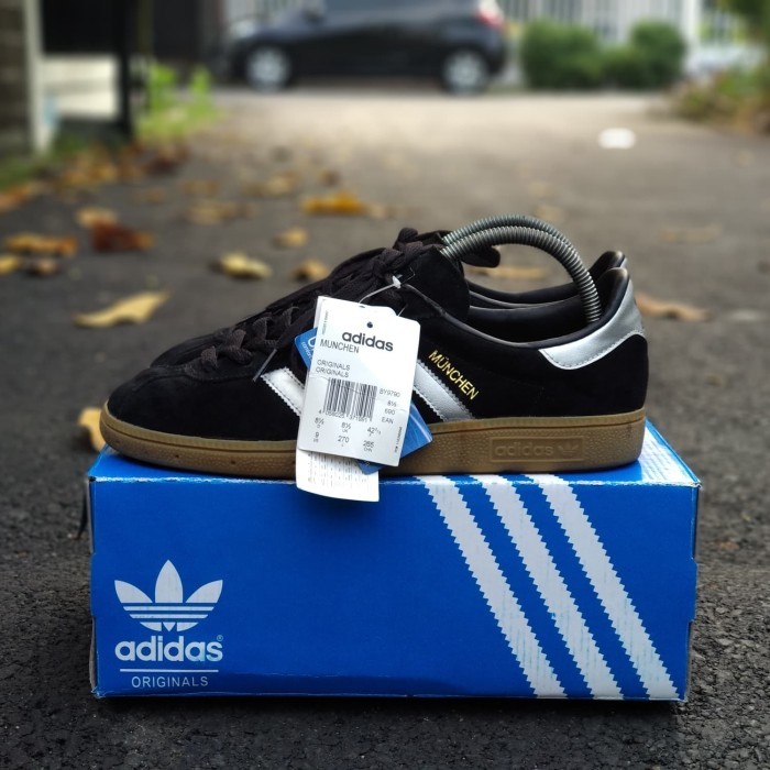 ADIDAS MUNCHEN BLACK SILVER