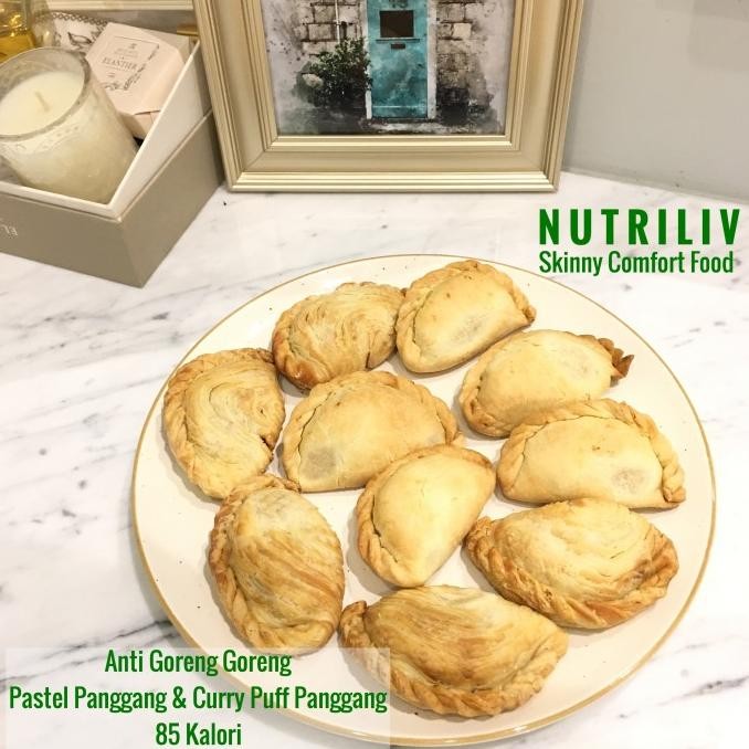 

Mix Flavours - Nutriliv Skinny Baked Pastel Curry Puff 10 Pcs (5 Each)