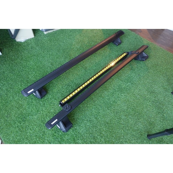 Thule Crossbar Second for Toyota Hilux 2016On