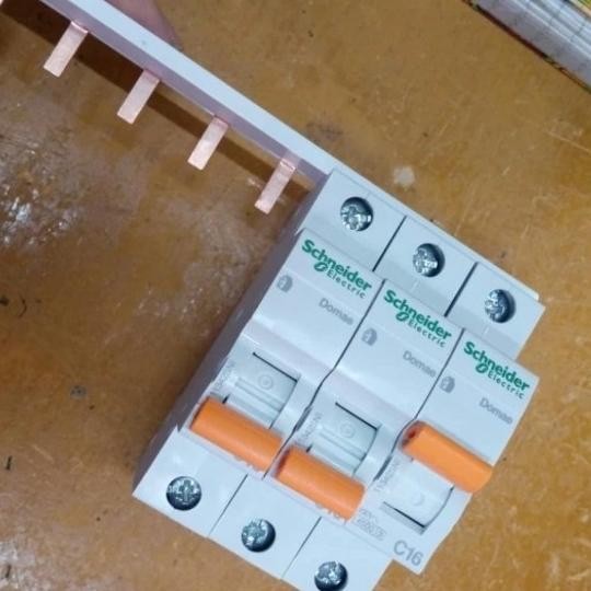 Schneider Busbar Sisir 1Phase 2Phase 3Phase 63Ampere / Busbar MCB