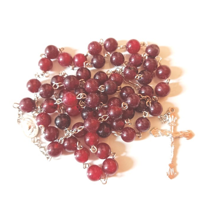 

Rosario Batu Alam Giok Merah Gelap Beads 8 Mm