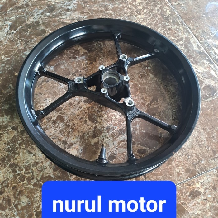 {Bekas} velk velg depan yamaha lexi B3F original copotan Berkualitas