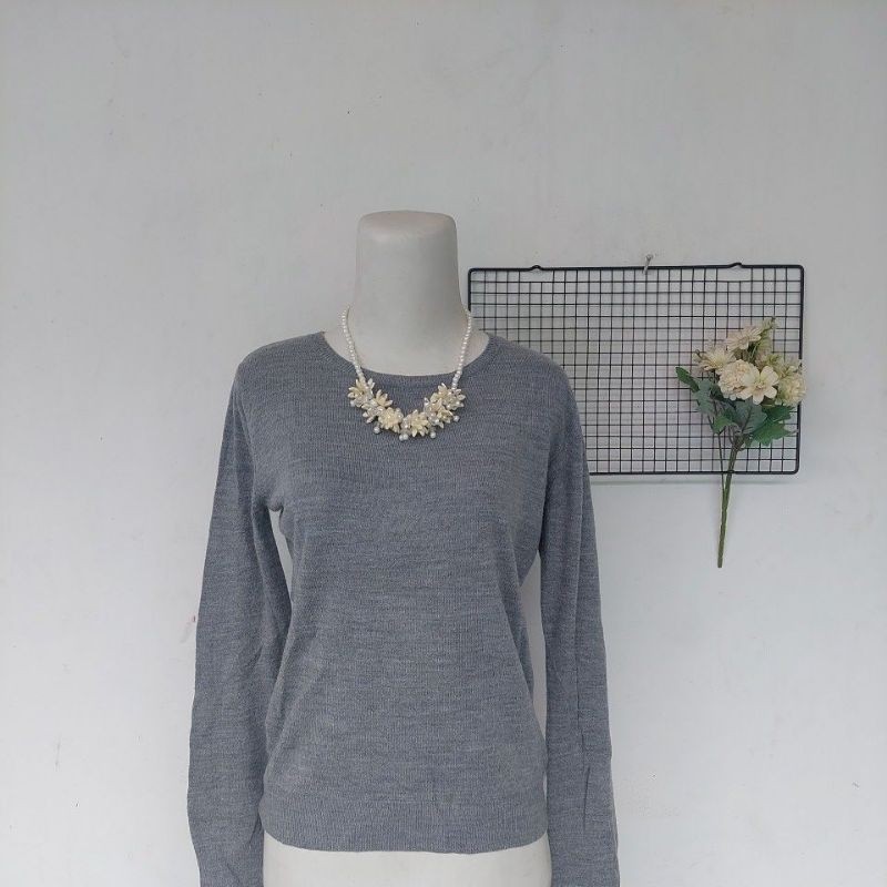 ATASAN RAJUT GU BY UNIQLO