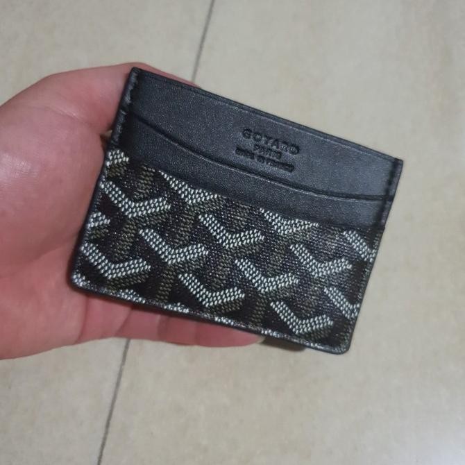 

CARD WALLET DOMPET KARTU KULIT MOTIF GOYANG