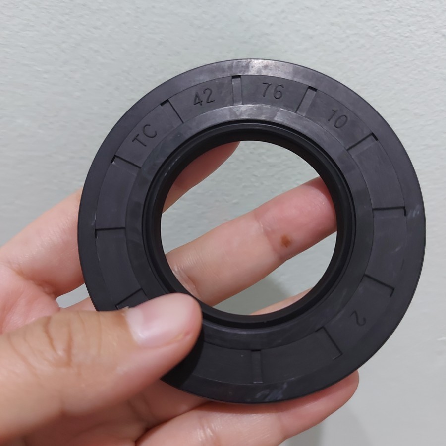 Oil Seal Tc 20X47X10 / Tc 20 47 10/Tc 20*47*10 Nbr Import
