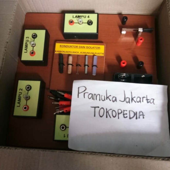 

KIT LISTRIK SD - RANGKAIAN LISTRIK SERI DAN PARALEL SISWA SD
