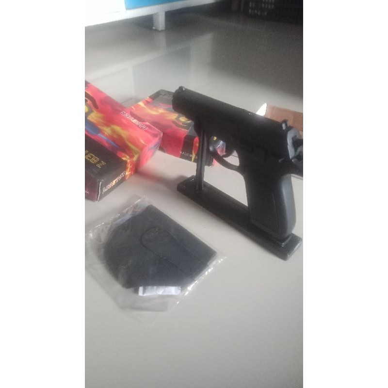 KULITAS TERBAIK- Korek api model pistol makarov full besi