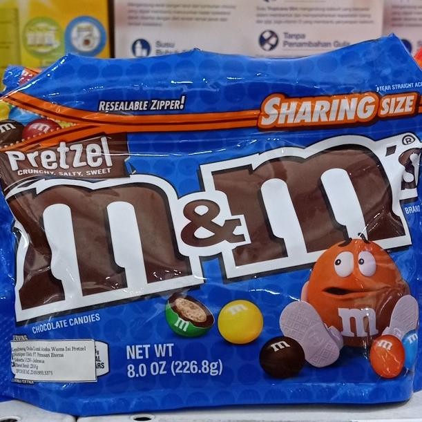 

~~~~~] m&m's pretzel chocolate candies 226.8gr