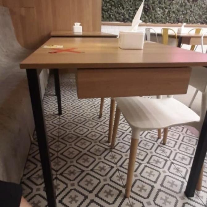 KRAMIK DINDING/KRAMIK LANTAI/KAMAR MANDI/DAPUR/ 40x40 MOTIF CLASSIK HNT