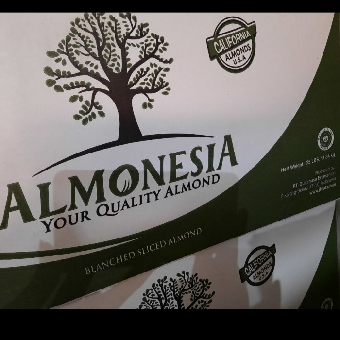 

Almond Slice Almonesia 1 Karton 11,34 Kg Terbaik