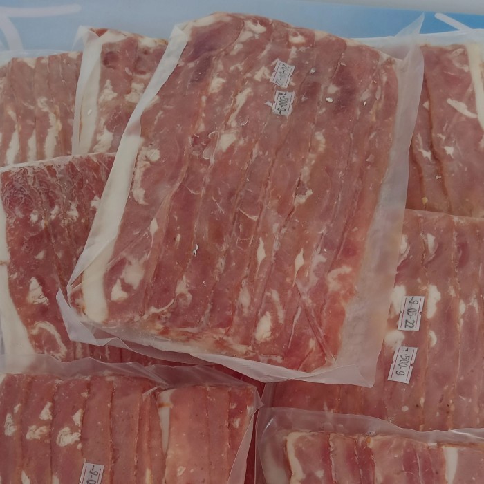 

Bacon Babi (Pork Bacon/ Daging Babi Asap) - Frozen Food