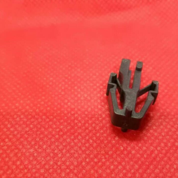 Kancing Grill Daihatsu taft feroza rokky