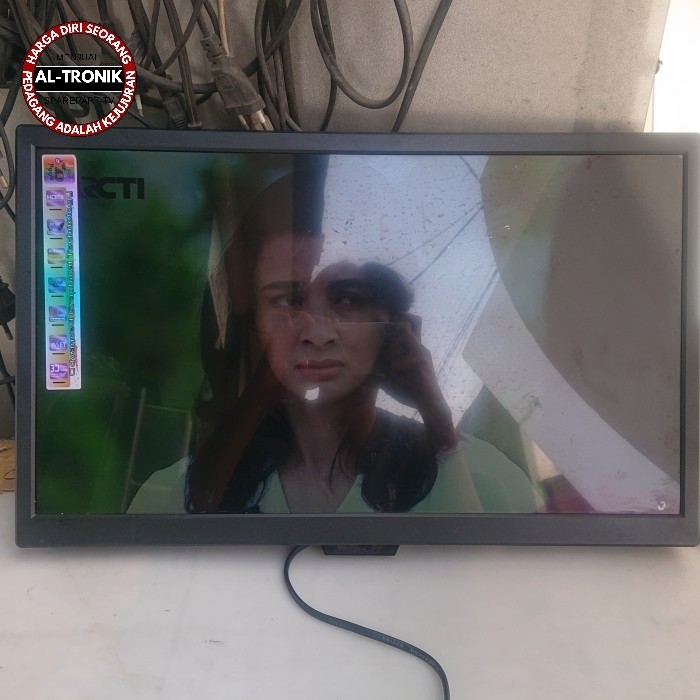 LAYAR SCREEN PANEL TV LED 20 INCH LTM200KT10S2LV0.4 - LTM200KT10