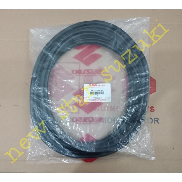 Karet Kaca Samping Belakang Futura