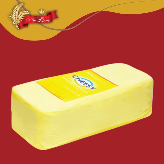 

New Cheesy Keju Mozzarella / Mozarela 2,3 Kg (Gojek/Grab Only)