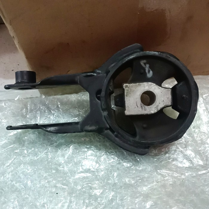 ENGINE MOUNTING BELAKANG ORIGINAL MAZDA -2 SKYAKTIVE