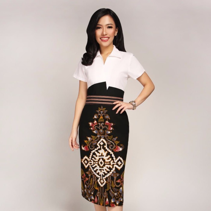 Batik Kultur Dress - FHSD - Contemporary Flowers with Geometric Center