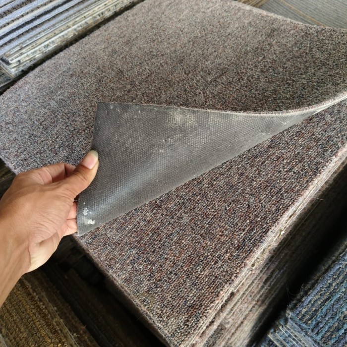 karpet tile bekas hotel A1