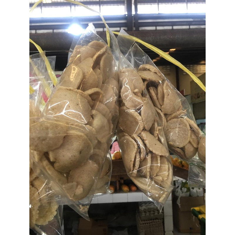 

Kerupuk jengkol 1 pcs