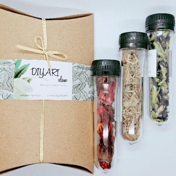 

Flower Tea Artisan Tea Paket 3 Tube Gi Hampers Souvenir (Diyari Alam) - Teh Bunga Chamomile, Rosella, Peppermint, Green Tea, Butterfly Pea, Lemongrass, Stevia, Dst