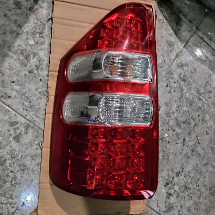 stoplamp lampu belakang nav 1 nav1 original kiri