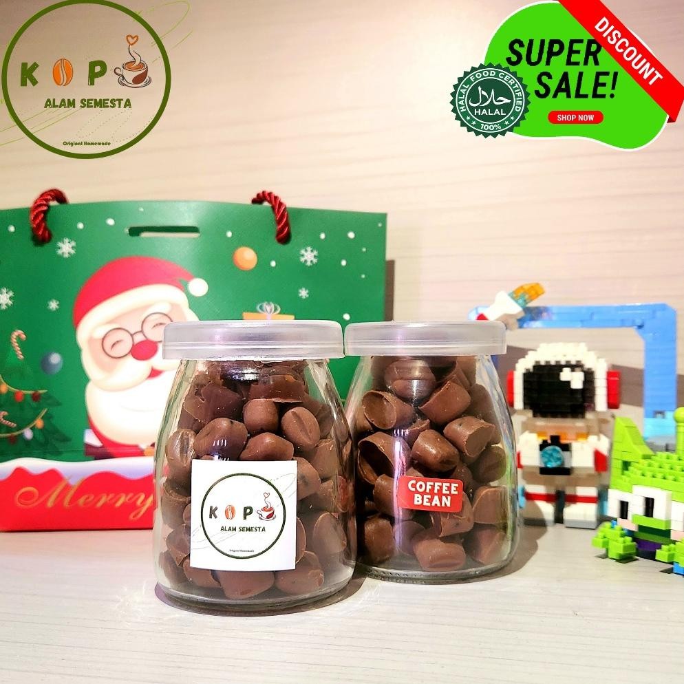 

CR - HAMPERS NATAL Kopi Bubuk 100gr + Chocolate Coffee Bean 75gr TERLARIS