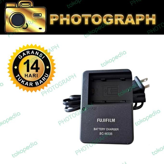 Charger Fujifilm Bc-W235 Battery Charger Fujifilm Bc-W235 Fujifilm Original