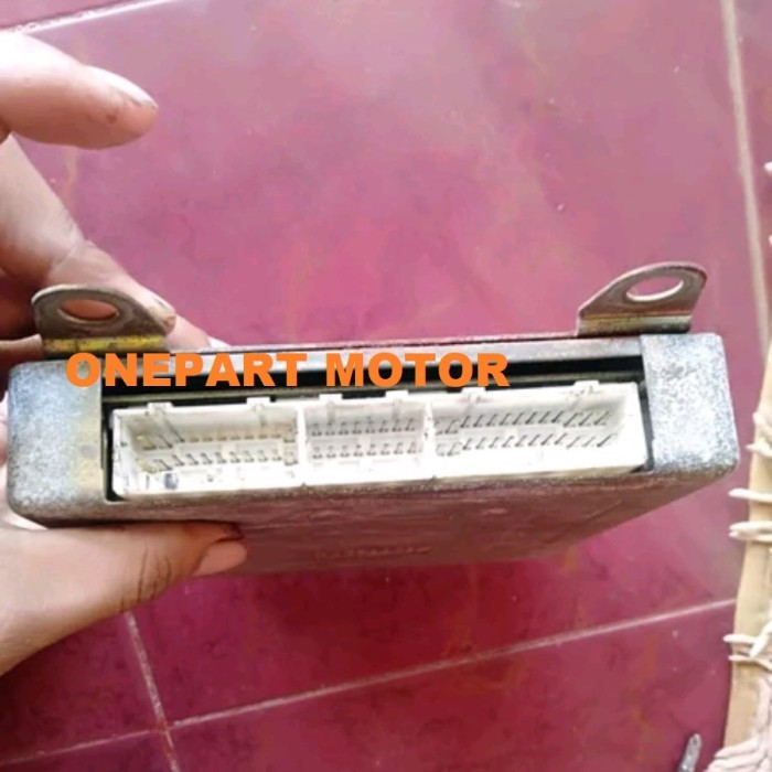 Sperpart Ecu Galant Lele V6 Md189548 Original