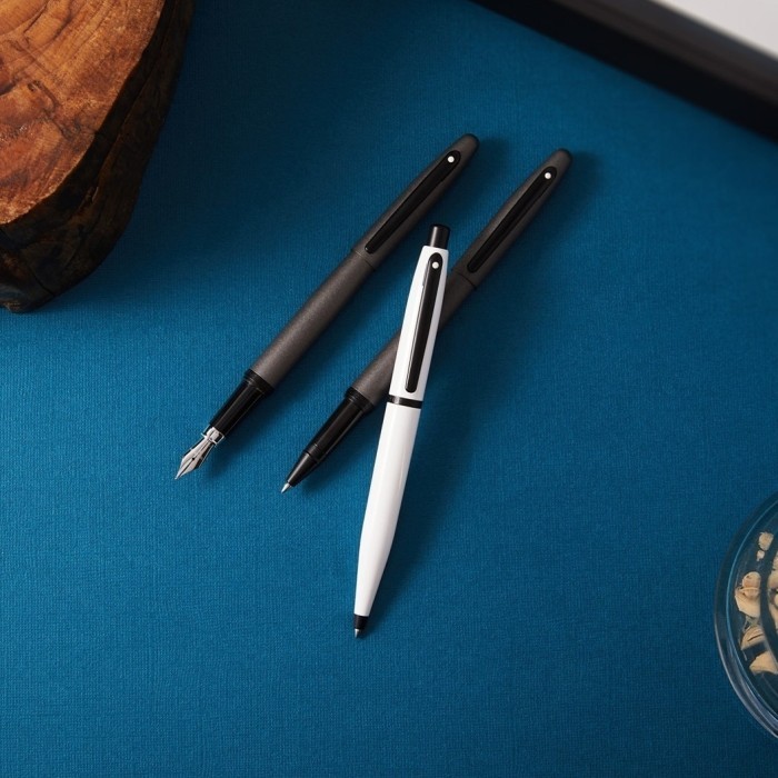 

Ready Sheaffer VFM Gloss White Lacquer Featuring Black Trim Ballpoint