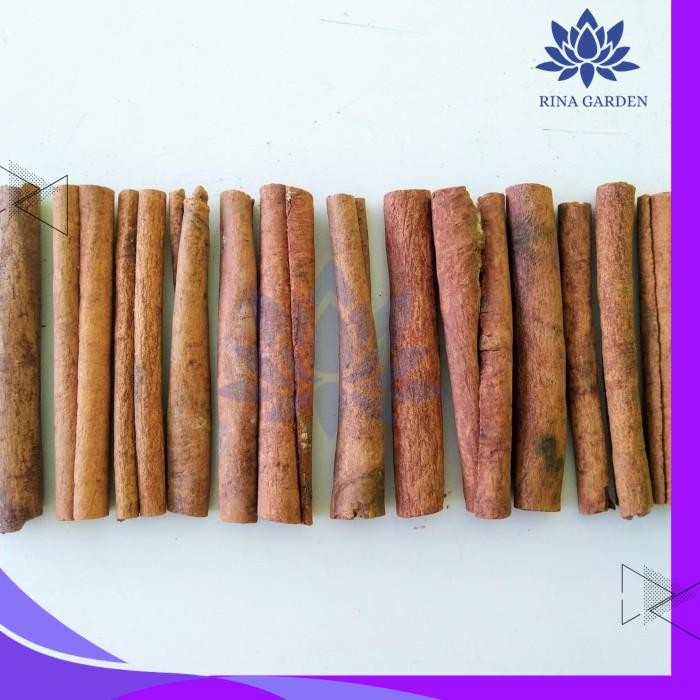 

KAYU MANIS STIK 8CM KEMASAN 100GR / CINNAMON STICK 8CM BEST PRODUK