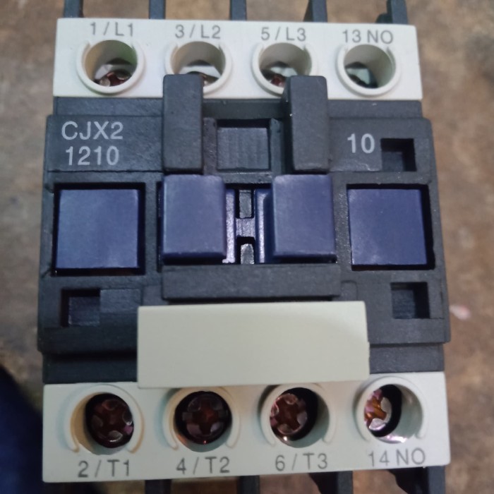 TERMURAH - KONTAKTOR CJX2-12 CHINT 110VAC