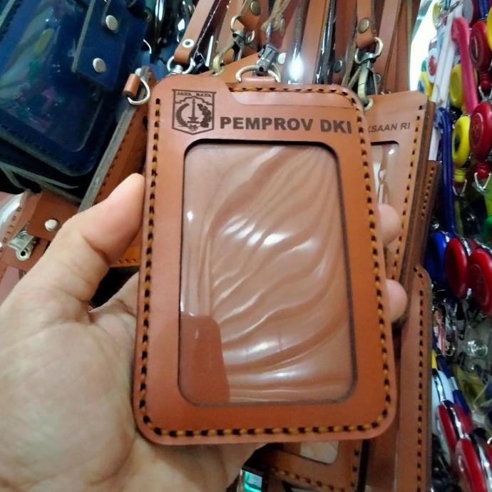 

BEBAS ONGKIR - Nametag id card Holder PEMPROV DKI asli kulit