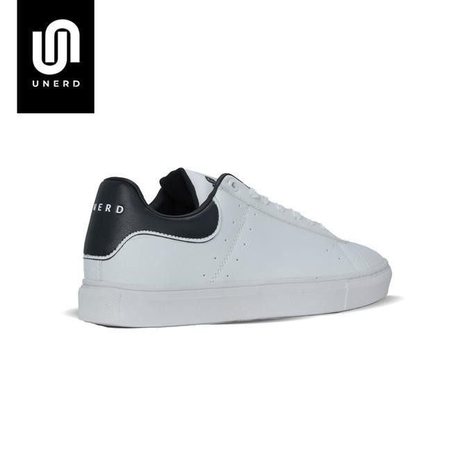 Unerd Official - Yin Yang Black