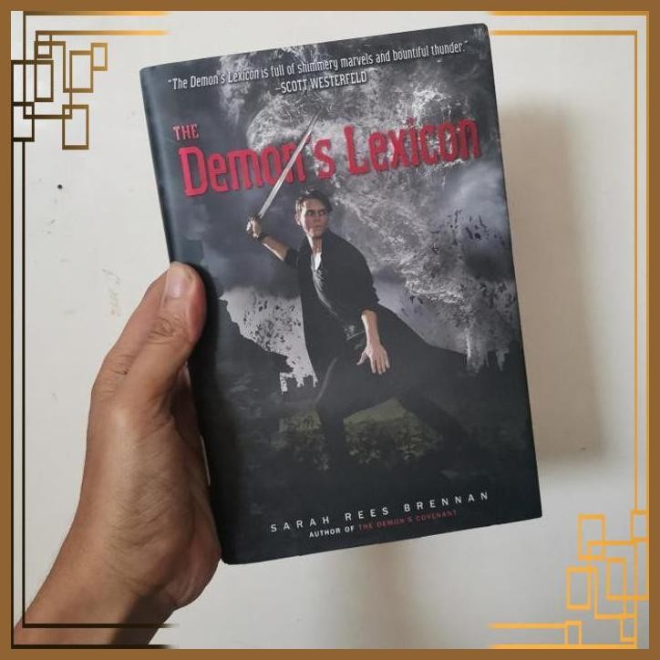 

[ADG] Buku Import The Demons lexicon by Sarah rees brennan