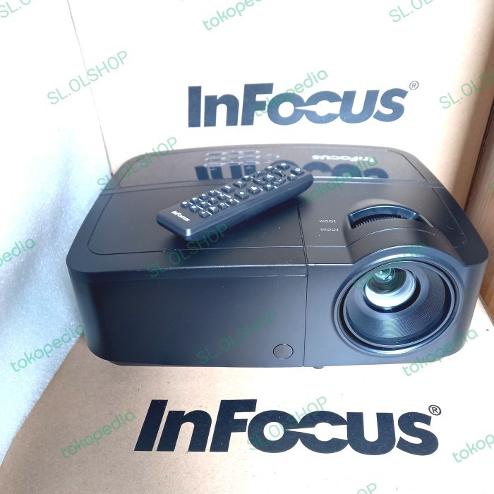 [SLO] Lcd InFocus in 114x HDMI XGA Proyektor InFocus