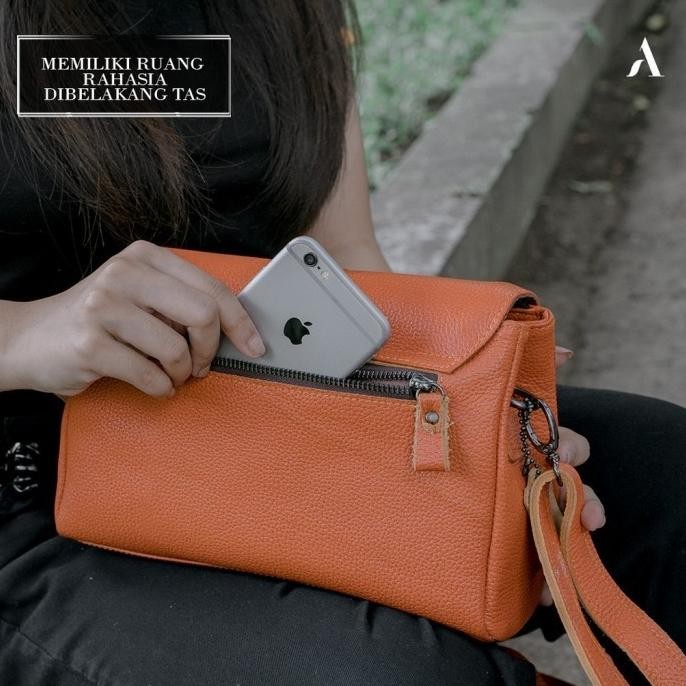 Tas Selempang Wanita Kulit Sapi Branded Premium Original Kerja