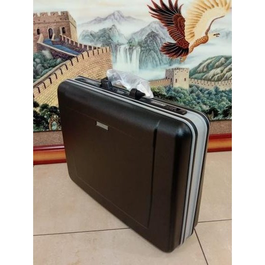 

NEW TAS KOPER MAP DOKUMEN FILE KANTOR PRESIDENT 20 INCI 3146 BLACK 18