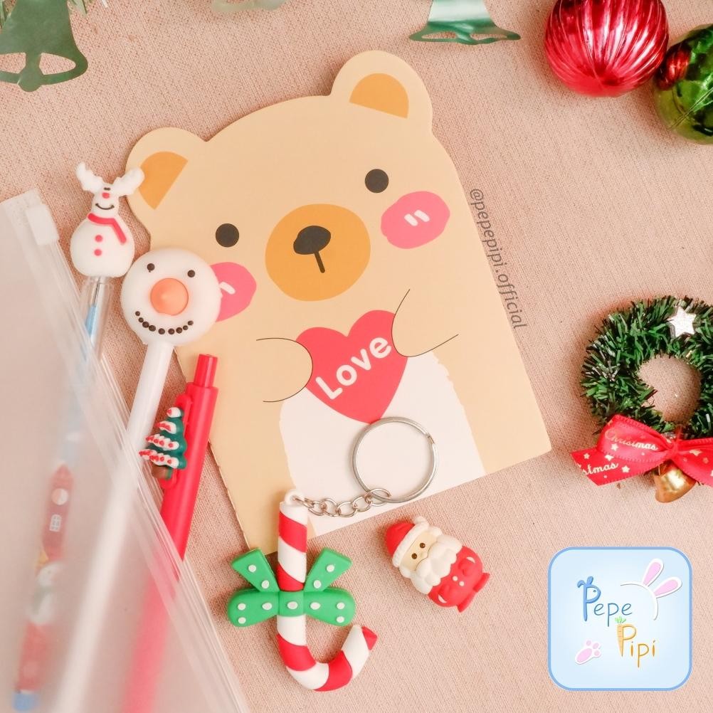

Hampers Natal Set Alat Tulis Pouch Bingkisan Kado Gift Christmas Day Anak Parcel Mini Notebook Rautan Pulpen Gantungan Kunci Santa Pohon Natal Mrkt