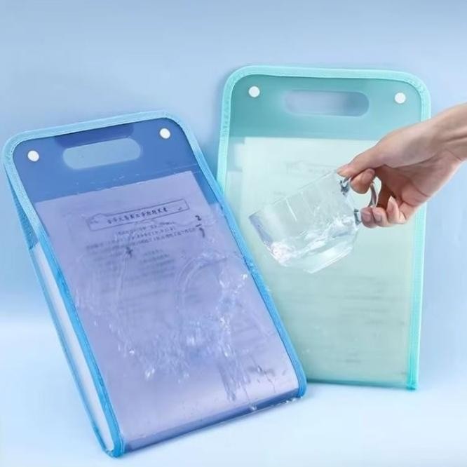 

TAS FILE MAP ORGANIZER PENYIMPANAN DOKUMEN TRANSPARAN WATERPROOF UKURAN 36*24CM