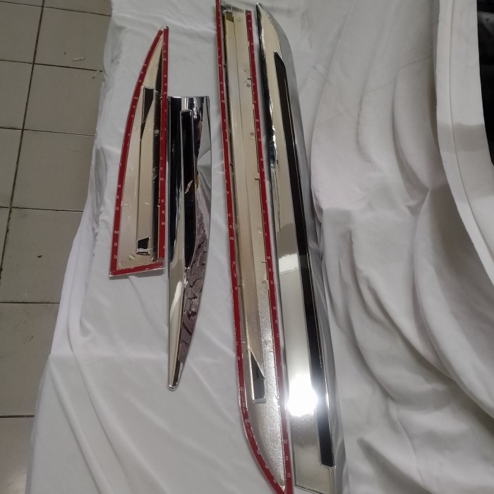 List Body Grand Avanza Xenia Chrome 2015-2018