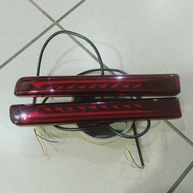 LAMPU LED REFLEKTOR BUMPER BELAKANG MOBIL AYLA