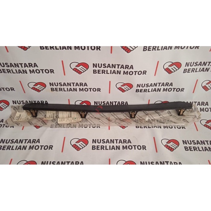 NEW KARET BUMPER DEPAN BAWAH CALYA SIGRA 76851-BZ100 (original part)